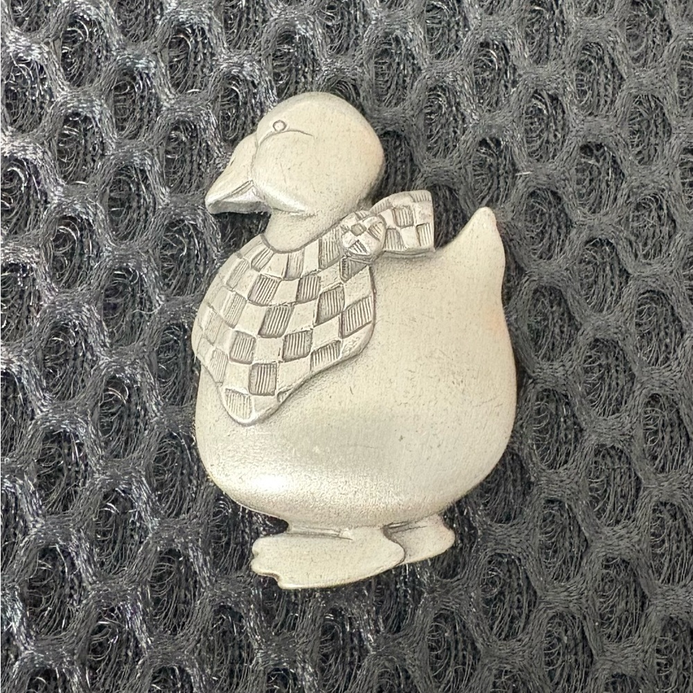 Grandma Core Signed  Ms. Dee Pewter Duck Brooch Pin w/ Checker Scarf